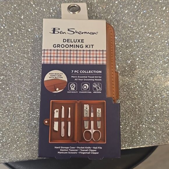 Ben Sherman Deluxe Grooming Kit 7PC Collection - Picture 4 of 5